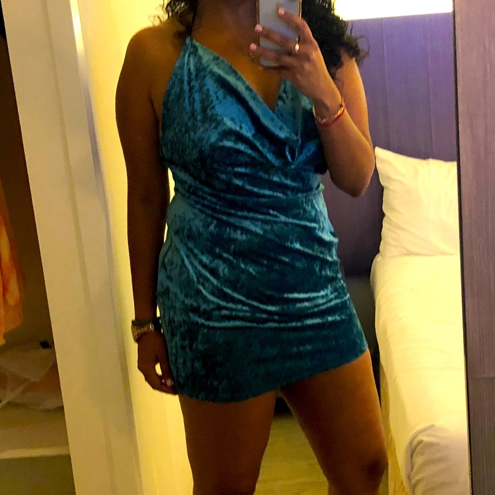 Dress charottle russe size XL velour turquoise dress w/ black spaghetti straps